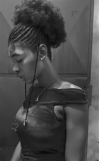 Vidéos de Michou (@15.michou) avec son original - Michou