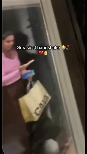 We got double dashed 😭🥀💔✌️#fyp #viral @Sam ! | Handshake