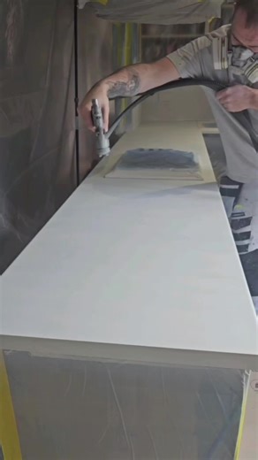 7 days. One kitchen. Zero rip-out. 👀🔥 This week’s transformation ⬇️ 🎨 Granite-effect worktop sprayed 🎨 Carcasses resprayed 🎨 Cupboards changed to a brand-new colour Tomorrow is day 7 — everything going back in and handing the kitchen back 🤝 No new kitchen. No builders. Just a full transformation. If your kitchen feels tired but the layout still works… A respray can change everything. #viral #foryo #fyp #kitchen