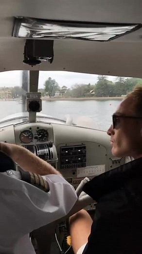 Who has their #floatplane rating ? #beaver #seaplane #sydneyseaplanes #sydney #pilot #learntofly