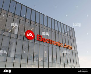 Redwood City, CA, USA. May 2, 2022. Editorial Use Only, 3D CGI. Electronic Arts Signage Logo on Top of Glass Building. Video Game Company Developer Co Stock Photo - Alamy