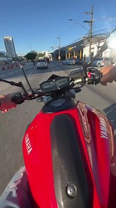 الأدرينالين عندو زايدة نغزة @_guigrau #bikelife #bikers #yamaha #kawasaki #harleydavidson #honda #ducati #R1 #r6yamaha #biker #suzukimotorcycle #enduro #circuit #motorsport #motocross #motorcycle | Admiral Biker