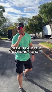 3.2K views · 23 reactions | the LARGEST built in bookcase wall unit in the world 勞 for our friend @thesharkdaymond | Murphy Door | Facebook