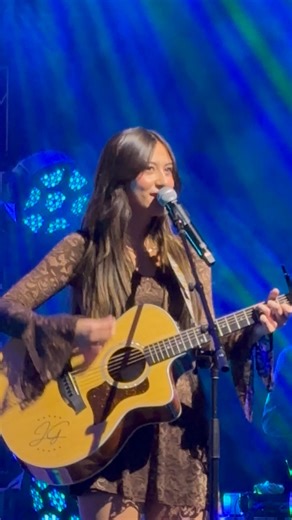 Here’s a clip of a brand new song I wrote just a few weeks ago called “2 Steps”. It was a pleasure to play it at the world famous BusCall takeover by Savio Productions. My Category 10 debut sure was a helluva lotta fun…can’t wait to go back…what do think Mike Smith Music…should we release this song? #liveperformance #buscallnashville #Category10 #juliagolden #highlightseveryone | Julia Golden