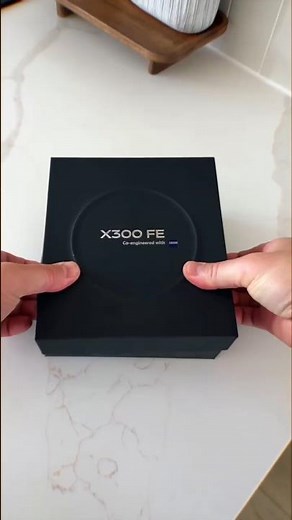 Vivo X300 FE Unboxing 🔥 First Look, Design & Features | Worth It?#VivoX300FE #VivoUnboxing