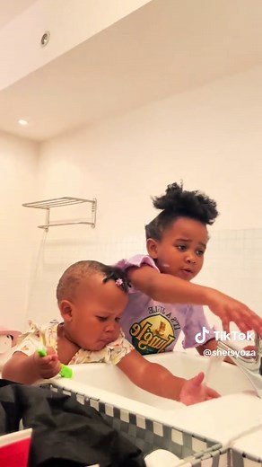 Yoza Mnyanda-Siboto on TikTok