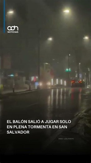 El balón de la Copa Mundial de la FIFA 2026™ salió rodando en plena tormenta en San Salvador.