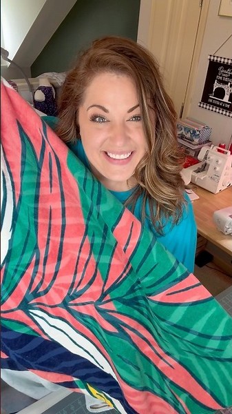 4 Easy Beach Towel Hacks!