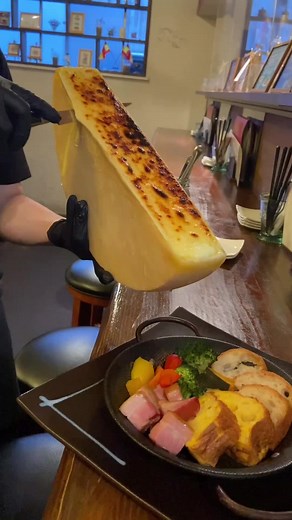 ラクレットチーズの美味しい使い方