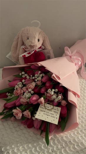 Spring Tulip Flower Arrangement Ideas