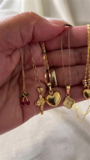10k gold necklaces #10kgold #10kgoldjewelry #jewelrybusiness