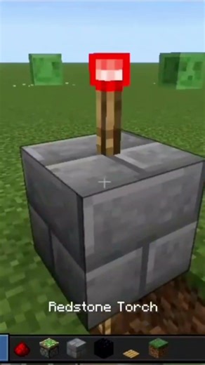 easy 2x2 redstone door!!! minecraft 1.21.11 #tutorial #minecraftjava #redstonetutorial #redstone