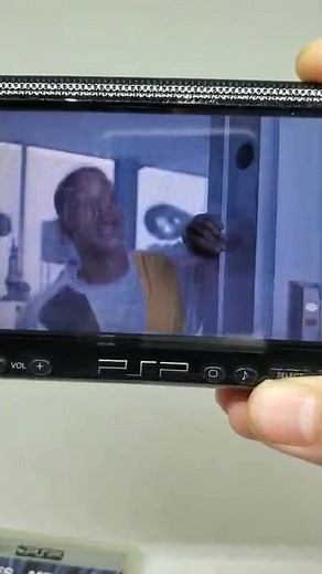 WATCH MOVIES / TV SHOWS ON THE PSP!