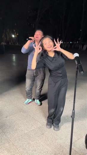 Love I Can‘t Let Go Finger Dance Fengbao & Cheng Bao Sibling Duet Chinese Song Cover