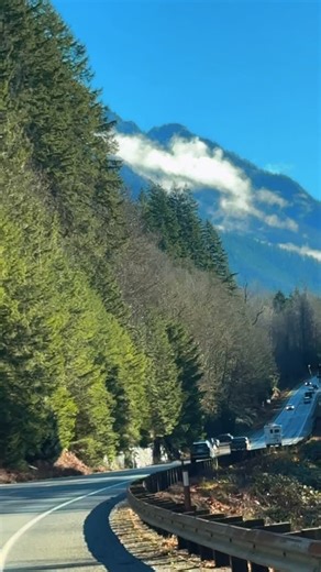 Heena | Adventures & Lifestyle on Instagram: "Scenic drive on blue skies day through US Highway 2 with views of Cascade mountains. The Stevens Pass Greenway is a 90-mile National Scenic Byway following U.S. Highway 2 from Monroe to Peshastin, passing through the scenic Cascade Mountains and several small communities. It is part of the larger Cascade loop scenic drive. Follow @travelandhikediaries for more travel and family hiking adventures. Hiking | Adventure Enthusiasts | Nature Lovers | Sceni