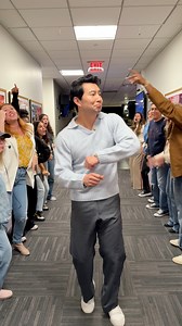 2.8M views · 99K reactions | We’ve got Simu here, walking through the tunnel! | The Jennifer Hudson Show | Facebook