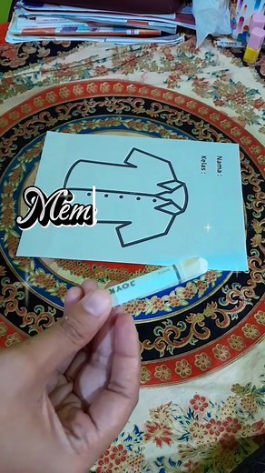 Membuat Desain Batik Dengan Crayon Putih