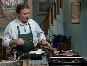 Sunday Demo: Grilled Pork Paillards with Rosemary Watch Jacques show you how to properly trim and flatten pork to make perfect grilled pork paillards with rosemary. A simple and flavorful dish that's ideal for the grill, packed with smoky and herbaceous goodness. | Jacques Pépin Foundation