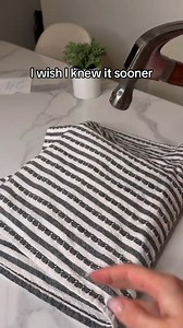 The best ice hack! #lifehacks #usefulthings #ice #icehack #useful #savemoney #momsoftiktok #kitchenlifehacks #kitchenhacks #kitchenlifemadeeasy #kitchengoals #hacks #hack #ice #icehack #lifehack #kitchenhack #tipsandtricks #advice | Serene Nest