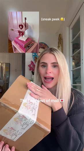 Cute Holiday Mailbox for Kids from Little Mail