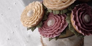 Easy-to-Make Cookie Bouquet