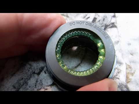 Inside a Shimano Ultegra bottom bracket