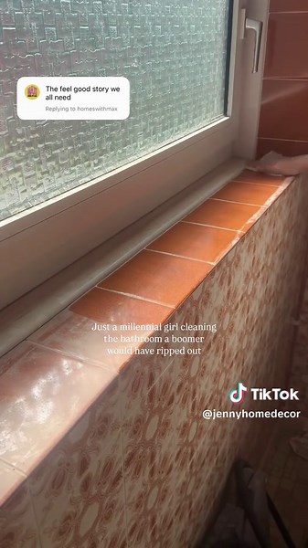 Transform Your Bathroom with Effective Tile Cleaning