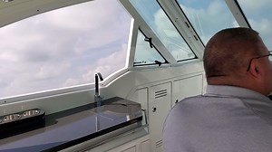 Boating magazine's Charles Plueddeman carves a turn or two in the Formula 380 SSC OB. | Formula Boats