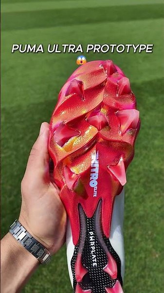 😱 ¿Estamos viendo el futuro de las botas de fútbol?