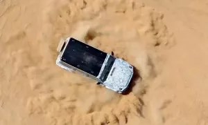 Watch The Upcoming Electric Mercedes G-Wagon Do A 360 Degree ‘Tank Turn’