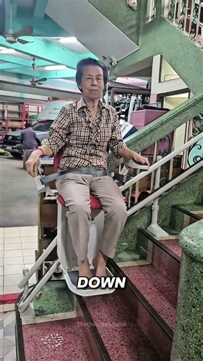 🛗😳 This Stair Lift Changes Everything!#explorepage#viral#explain#explorer#trending