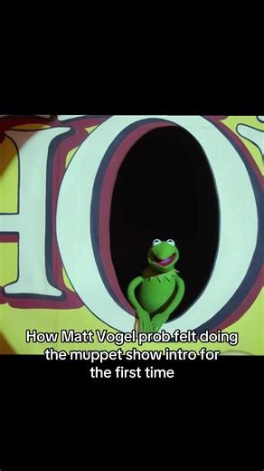 Still can hear a little Constantine in there… ok maybe a lot #disney #muppets #fyp #kermit #xybca