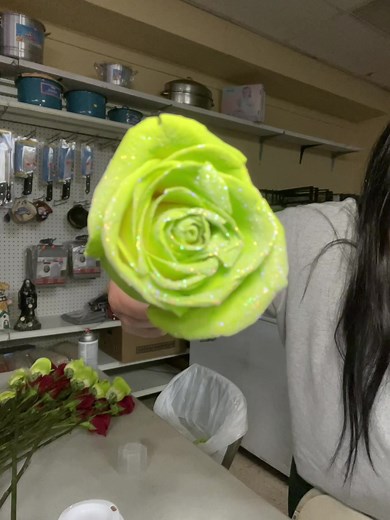 Fast & Easy Glitter Roses Tutorial