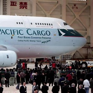 Did you know that the Boeing 747 freighters have marked some important milestones for Cathay Pacific Cargo and Hong Kong aviation? Named the “Queen of the Skies”, it was Cathay Pacific’s first cargo freighter to go into service 40 years ago. Watch the video to learn more. 你知道波音747貨機曾締造過不少國泰貨運以至本港航空界的重要時刻嗎? 早於40年前，有「空中皇后」美譽的波音747貨機已成為國泰旗下首架專用貨機，觀看影片了解更多。 #Swire #太古 #CathayPacificCargo | Swire Pacific