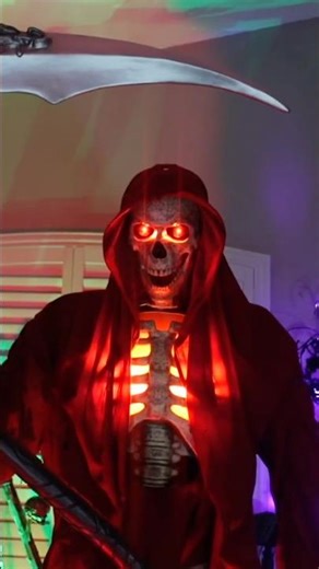 This Halloween Reaper Animatronic is one of the best ever!