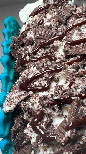 Cookies & cream is always a delicious classic. Order now! Don’t want to leave the house to get yours? Order online through one of our Delivery Partners 🏎️ #TheRainbowRolls 📍 333 Main Street, Center Moriches ⏰ Open until 10 PM 🔎 Find us on DoorDash & Uber Eats 📱(631) 626-5098 . . . . . . #rolledicecream #delicious #Yum #eeeeeats #Fooodieee #LoveFood #ExploreLINY #Feastagram #ForkYeah #EatFamous #EatMunchies #BuzzFeast #Eater #Zagat #DevourPower #LIEats #BeautifulCuisines #Thrillist #EatingNYC