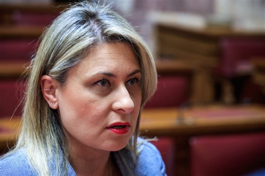 Πρόβλημα το στεγαστικό, αλλά «το τσάμπα πέθανε» κατά τη «γαλάζια» Χριστίνα Αλεξοπούλου – Αντιδράσεις της αντιπολίτευσης