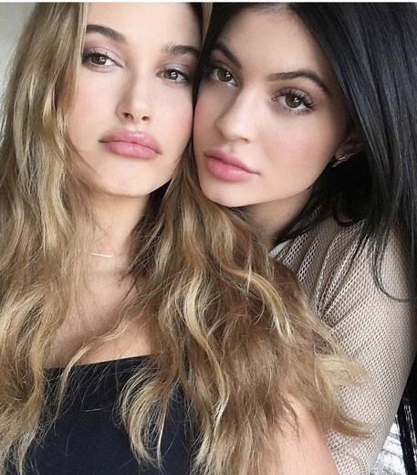 Exploring the Beauty of OG Tumblr Girls