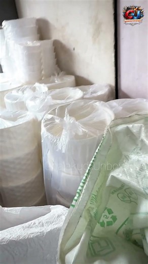 190 രൂപയുടെ വെള്ള ചട്ടികൾ #plantpots #pots #plasticpots #home #homeproducts