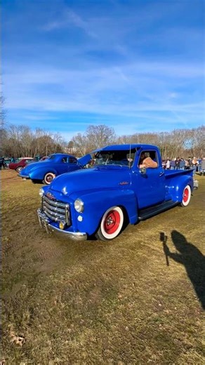 1953 GMC Sierra 1/2 Ton Pickup Truck: A Vision of Vintage Versatility