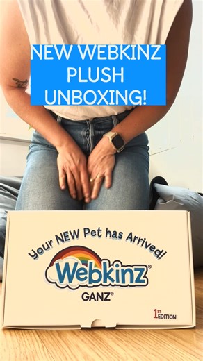 Dorothy Lou unboxes the new Rocky Mountain Horse! 💕🐴💕What should she name her new pets? Remember she gets TWO virtual Rocky Mountain Horses, one in Webkinz Classic and one in Webkinz Next. 🐴🐴💕 | Webkinz