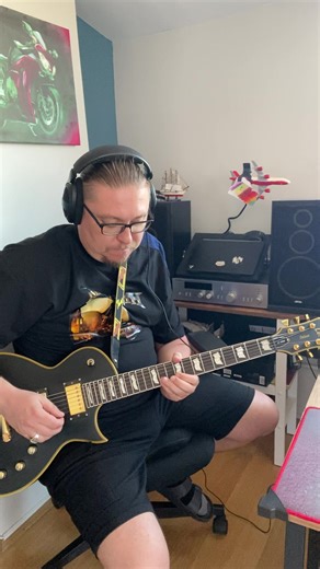 Gorillaz - Fell Good Inc @Gorillaz #gorillaz #fellfoodinc #kesfet #keşfetteyizzz #kesfetteyiz #kesfetbeniöneçıkart #rock #music #cover