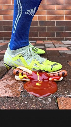 Asmr legs #asmr #asmrlegs #visualasmr #relax#sleep #notalking