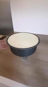 23K views · 137 reactions | Why I use a lose bottom cake tin instead of a springform | The Cheescake Kitchen | Facebook