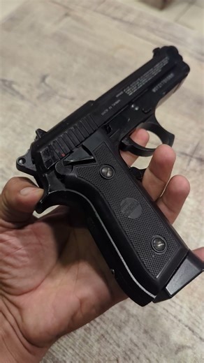 Testing a Full Metal PT 92 Airsoft Gun