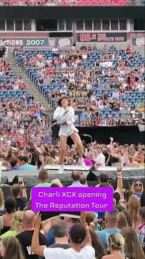 Charli XCX Break the Rules live Reputation Tour opening set