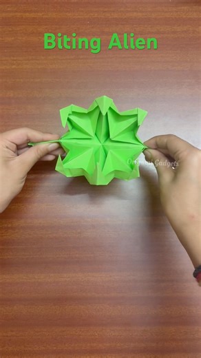 Origami Biting Alien | Easy Origami Biting Alien Made by Origami Gadgets | (easy) @OrigamiGadgets