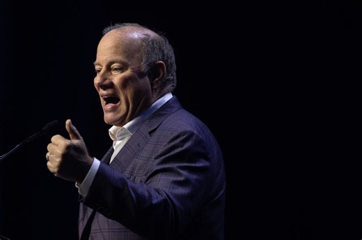 Detroit Mayor and Longtime News Anchor Picked as Grand Marshals for 99th Thanksgiving Parade