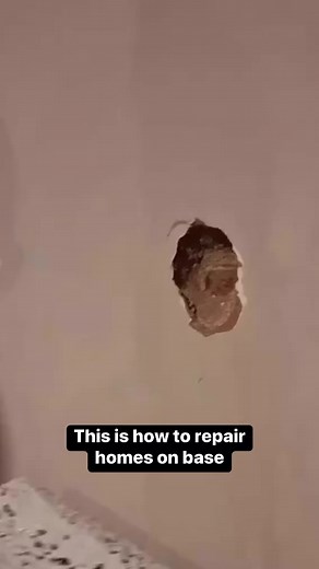 No hole, no problem. | Veteran With A Sign