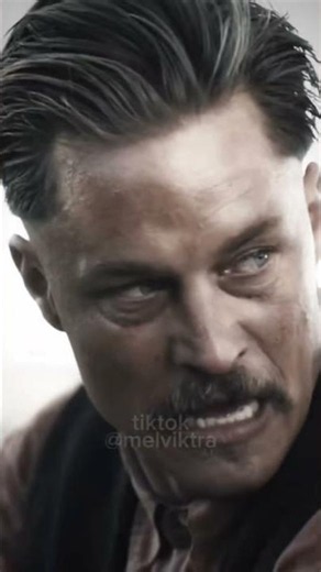 𝗧𝗿𝗮𝘃𝗶𝘀 𝗙𝗶𝗺𝗺𝗲𝗹 - Dreamland. The haircut | Travis Fimmel as George Evans in the movie"Dreamland"#love